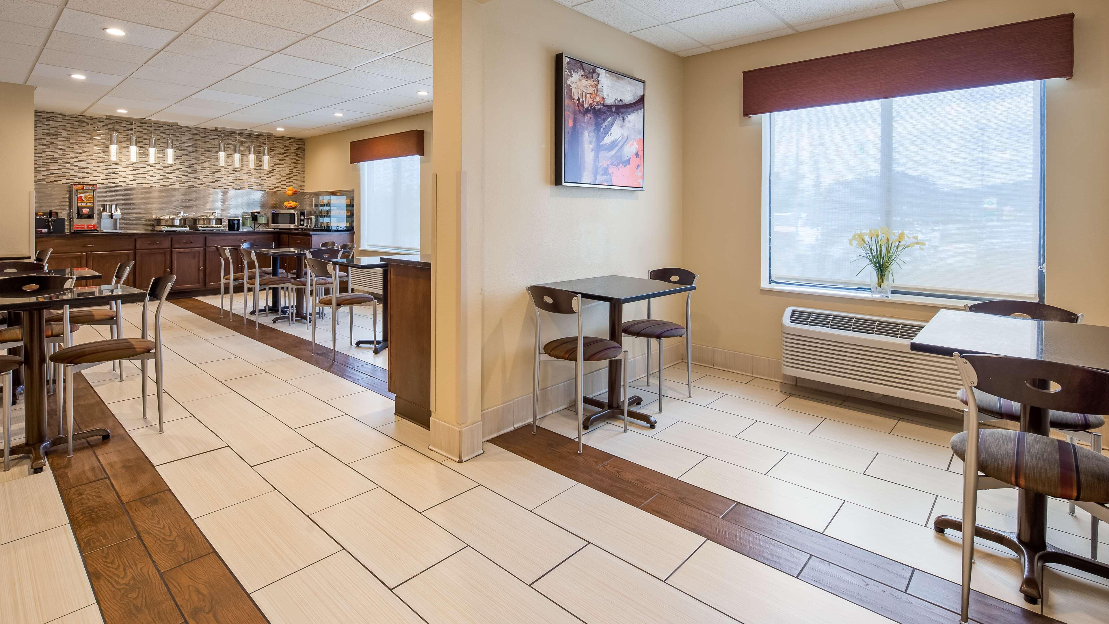 Best Western B R Guest Zanesville Bagian luar foto